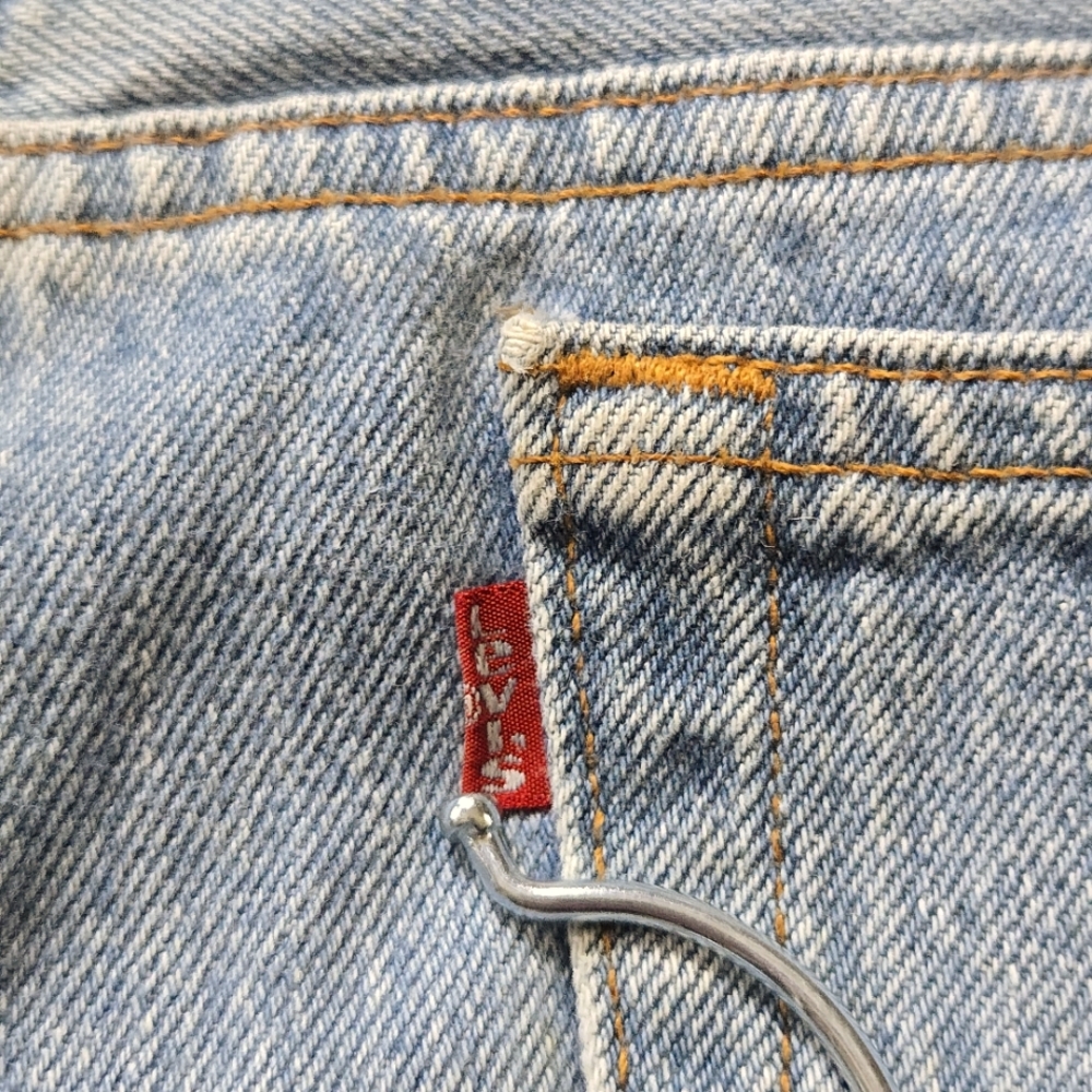 Vintage 1993 Levi's 501 32x27 USA Jeans Classic Light Blue Wash - Picture 13 of 13